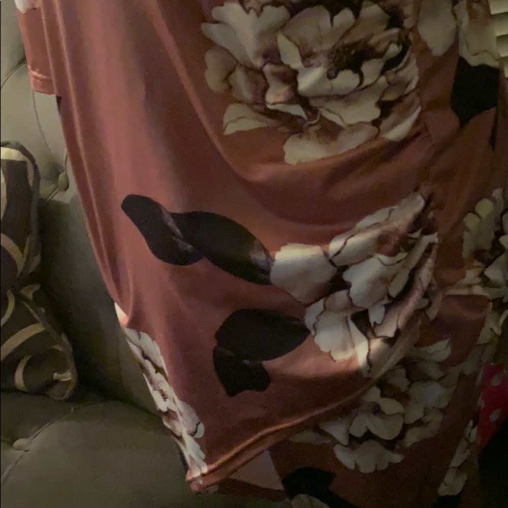 Dress - Picture 2 of 3
